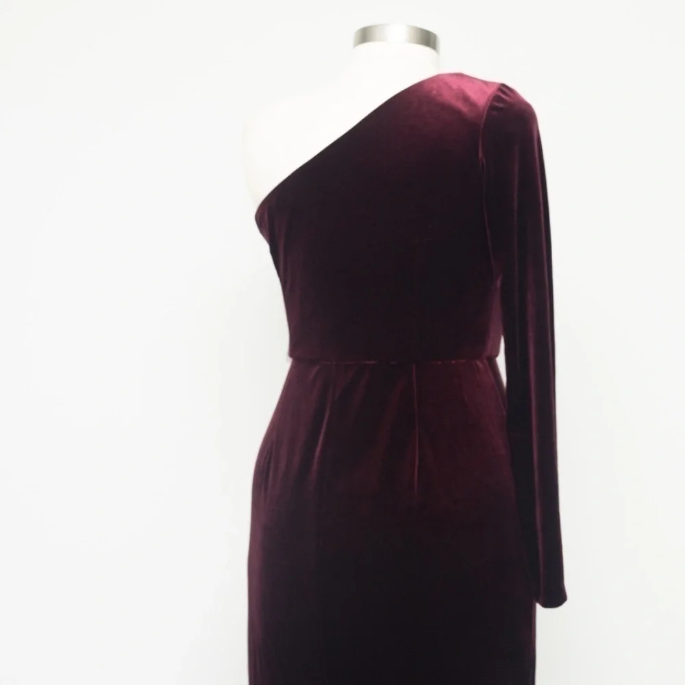 Alex &‎ Eve. One shoulder sheath dress.
